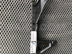 مزلاج قفل غطاء محرك لاند كروزر - 2016-2018