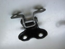 مفصلة الباب الخلفي العلوي لسيارة برادو 2005