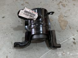 Corolla-2015 engine mount