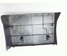 الإطار السفلي لضوء لوحة الأرقام الخلفية لسيارة برادو 2005