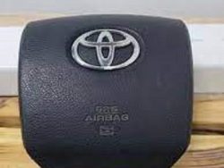 Airbag on the steering wheel of the Prado Black-2010-2012
