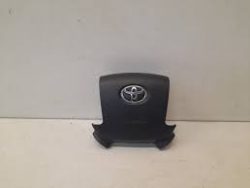 Airbag on the steering wheel of Land Cruiser 2012-2014
