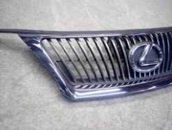 Lexus IS250-2008 front grille