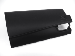 Airbag on the dashboard of the Camry-2015