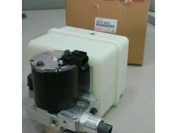 مضخة تعديل الارتفاع الخلفي لسيارة لاند كروزر 8 موديل 2005-2008