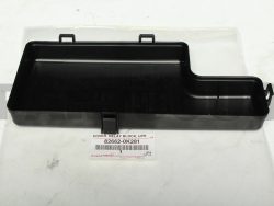 غطاء صندوق المصاهر لسيارة Lux-2014